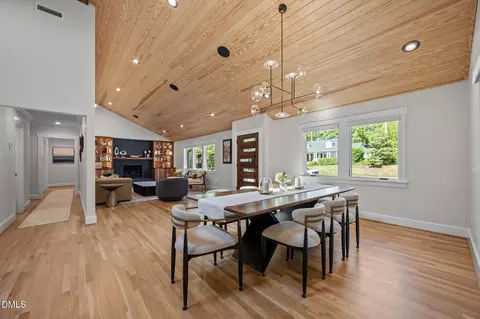 Dining - 1538 Dellwood Dr, Raleigh, NC 27607 photo 1 of 2