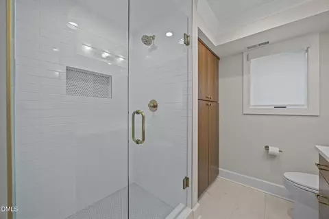 Bath - 1538 Dellwood Dr, Raleigh, NC 27607 photo 11 of 11