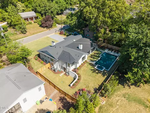 View/Area - 1538 Dellwood Dr, Raleigh, NC 27607 photo 1 of 2