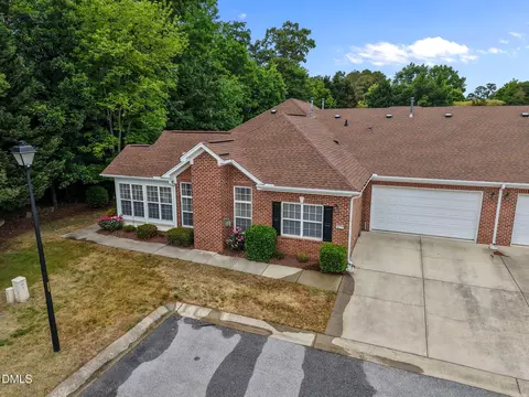 4611 Ivy Blossom Ln, Raleigh, NC 27604