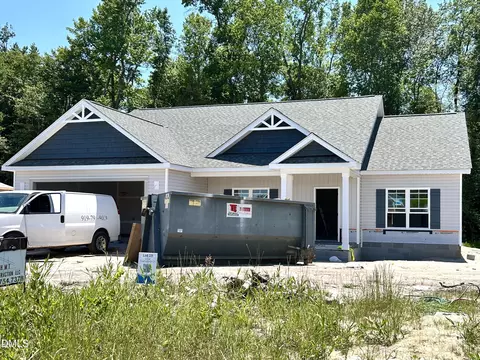 3714 Chatsworth Dr, La Grange, NC 28551