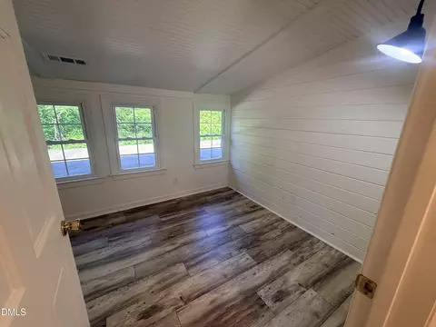 Bedroom - 327 Shady Oak Rd, Roxboro, NC 27574 photo 4 of 6