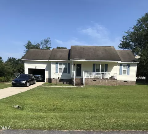 409 Twin Creeks Dr, Goldsboro, NC 27530