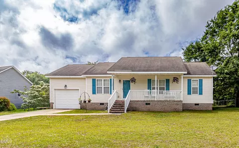 409 Twin Creeks Dr, Goldsboro, NC 27530