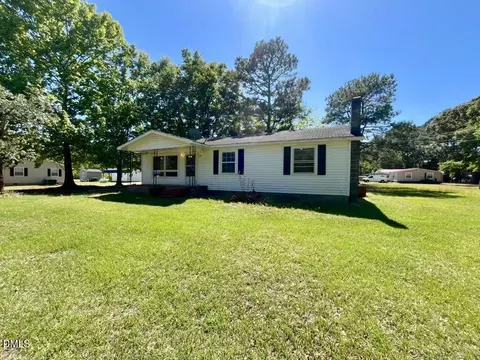 185 Summerhill Rd, Turkey, NC 28393