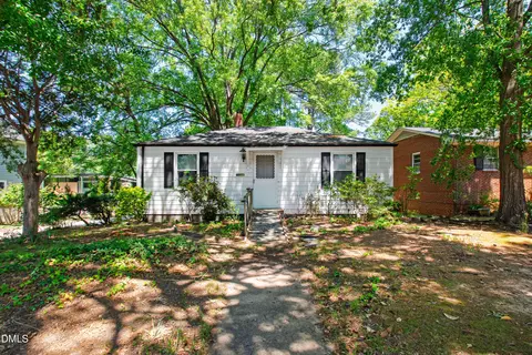 2316 Bedford Ave, Raleigh, NC 27607