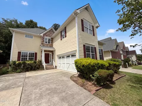 86 Hamilton Hedge Pl, Cary, NC 27519