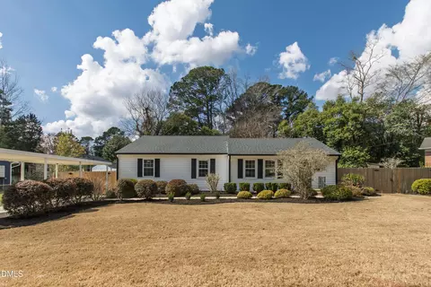 605 Chatham Ln, Raleigh, NC 27610