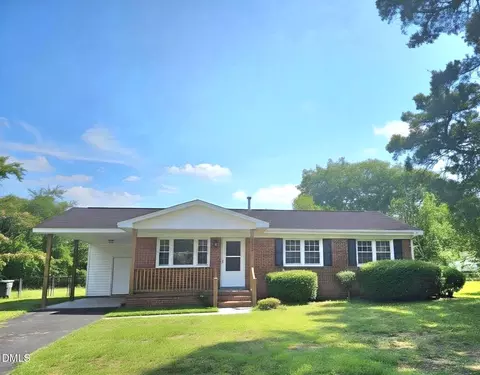 6203 Lynette Cir, Fayetteville, NC 28314