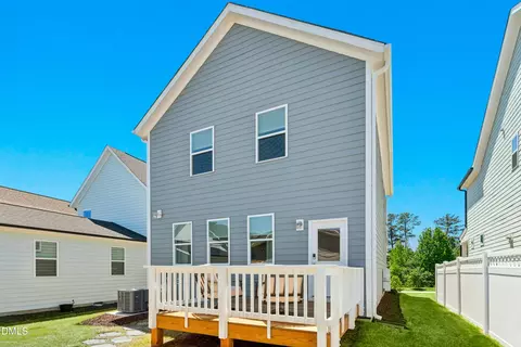 Exterior - 833 Abbyberry Dr, Wake Forest, NC 27587 photo 6 of 12
