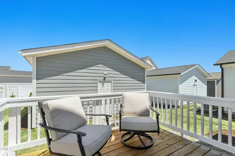 Exterior - 833 Abbyberry Dr, Wake Forest, NC 27587 photo 4 of 12