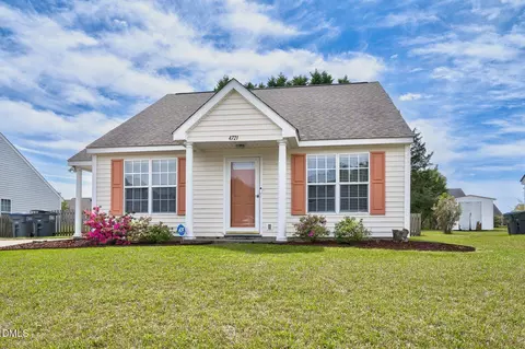 4721 Honeysuckle Ln, Rocky Mount, NC 27804