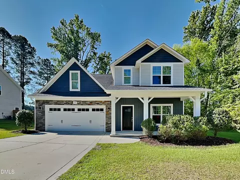 38 Coventry Ln, Lillington, NC 27546