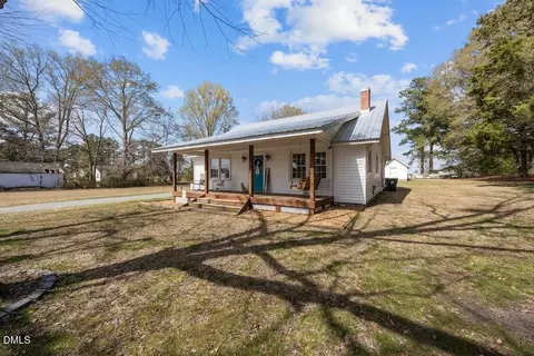 301 E Wilson St, Macclesfield, NC 27852