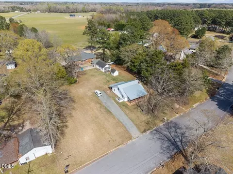 View/Area - 301 E Wilson St, Macclesfield, NC 27852 photo 2 of 10