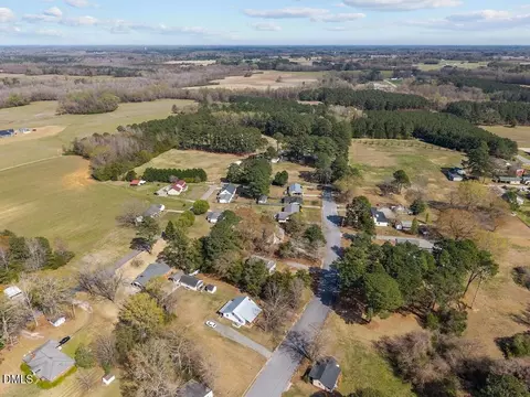 View/Area - 301 E Wilson St, Macclesfield, NC 27852 photo 7 of 10