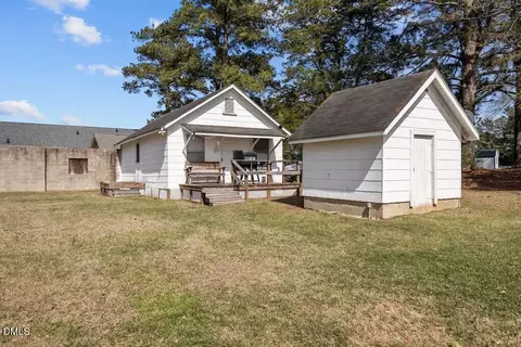 Exterior - 301 E Wilson St, Macclesfield, NC 27852 photo 9 of 10