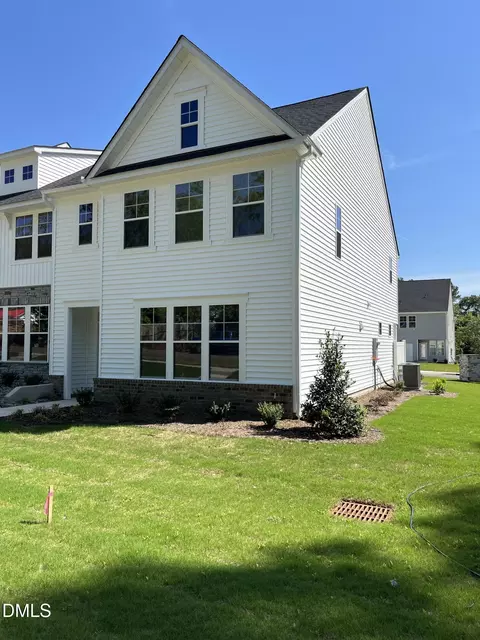 1404 Cooper St, Sanford, NC 27330