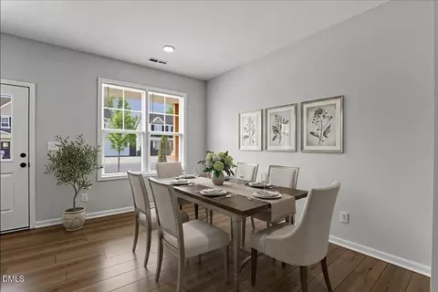 Dining - 416 Sturgeon St, Smithfield, NC 27577 photo 1 of 1
