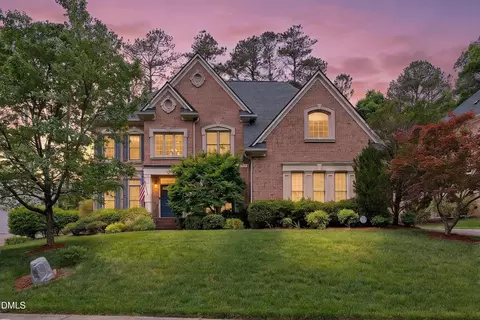 Exterior - 400 Allenhurst Pl, Cary, NC 27518 photo 3 of 4