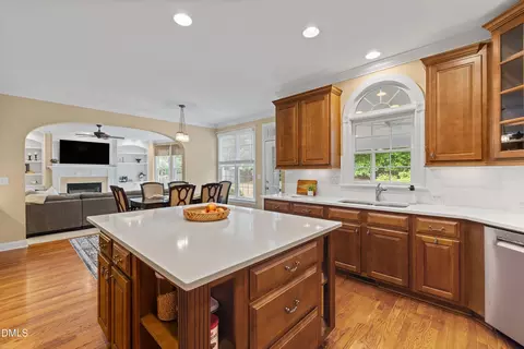 Kitchen - 400 Allenhurst Pl, Cary, NC 27518 photo 3 of 3