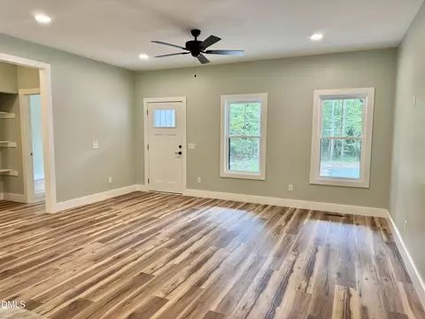 25 Brookland Dr, Roxboro, NC 27573 photo 2
