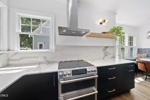 401 Vatersay Dr, Apex, NC 27502