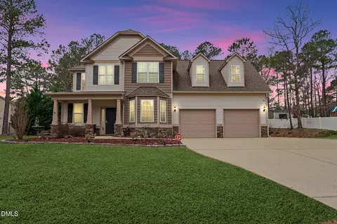 138 Tramway Cir, Angier, NC 27501