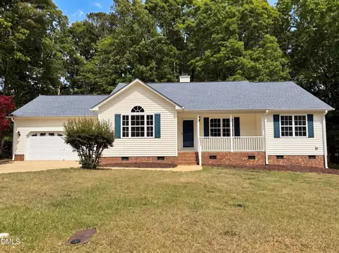 409 Black Forest Dr, Clayton, NC 27527