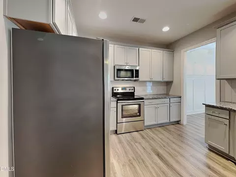 Kitchen - 146 Red Angus Dr, Smithfield, NC 27577 photo 1 of 2