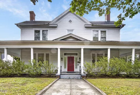 558 Rowland St, Henderson, NC 27536