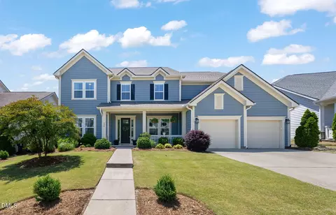 208 Cedar Wren Ln, Holly Springs, NC 27540