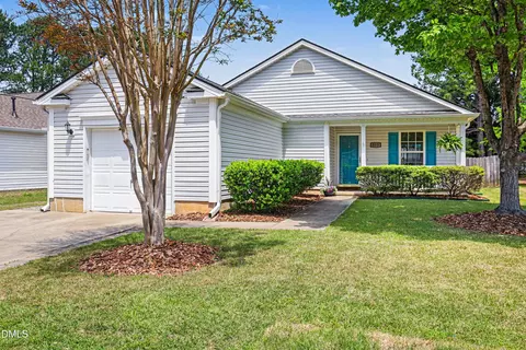 503 Homestead Park Dr, Apex, NC 27502