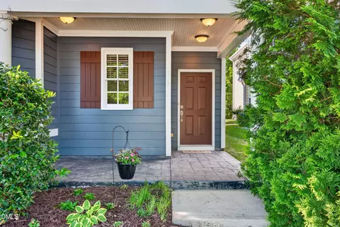 1121 Somers Dr, Morrisville, NC 27560