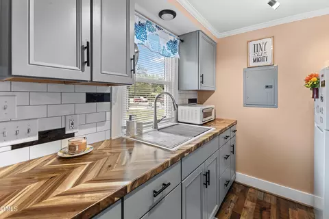 Kitchen - 8703 Nc Highway 39, Middlesex, NC 27557 photo 8 of 9