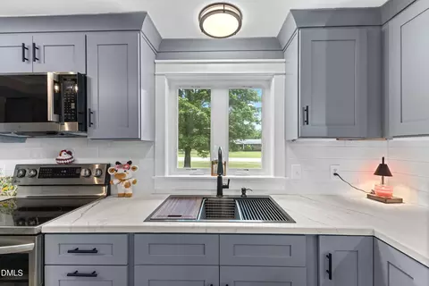 Kitchen - 8703 Nc Highway 39, Middlesex, NC 27557 photo 3 of 9