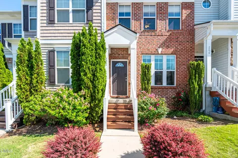 100 Stratford Lakes Dr UNIT 262, Durham, NC 27713