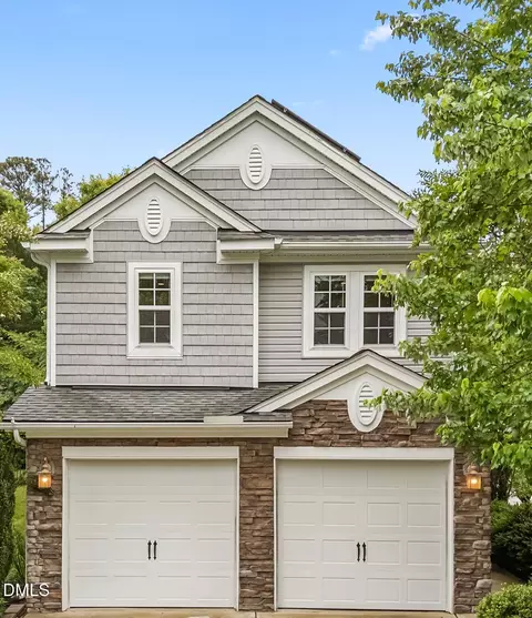 4000 Remington Oaks Cir, Cary, NC 27519