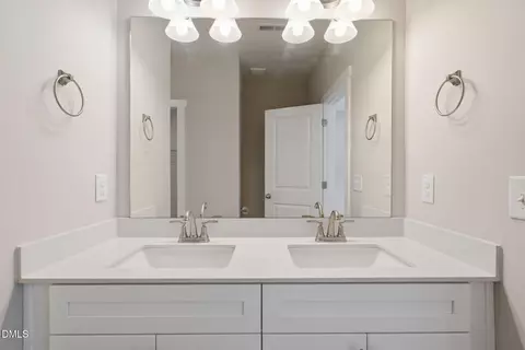 Bath - 161 Tupelo Dr, Spring Hope, NC 27882 photo 2 of 4
