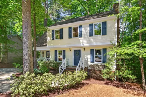 21 Thorne Ridge Dr, Durham, NC 27713