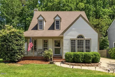 1413 Greenside Dr, Raleigh, NC 27609