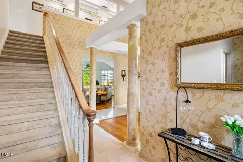 Entry Way - 204 Cedar Ridge Way, Durham, NC 27705 photo 3 of 4