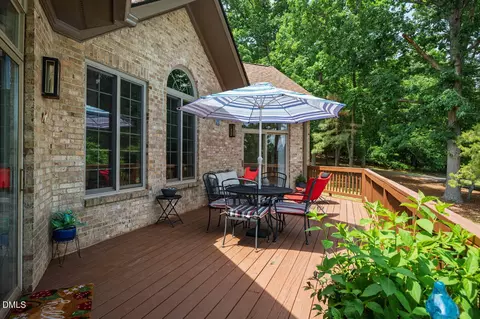 Exterior - 204 Cedar Ridge Way, Durham, NC 27705 photo 5 of 8