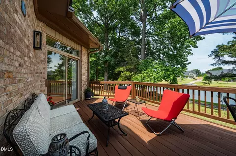 Exterior - 204 Cedar Ridge Way, Durham, NC 27705 photo 2 of 8