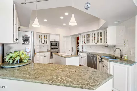 Kitchen - 204 Cedar Ridge Way, Durham, NC 27705 photo 4 of 7