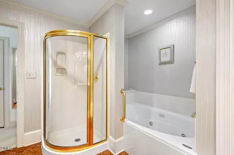 Bath - 204 Cedar Ridge Way, Durham, NC 27705 photo 4 of 7