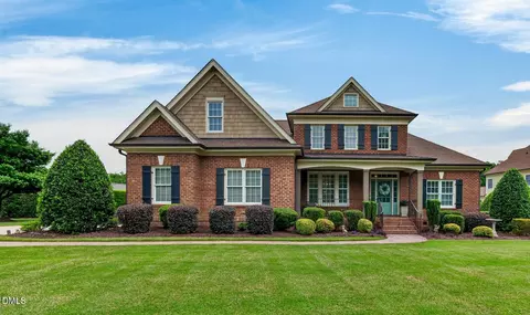 625 Grand Prince Ln, Raleigh, NC 27603