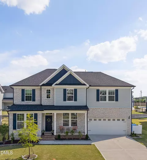 3510 Arran Lake Dr, Fuquay Varina, NC 27526