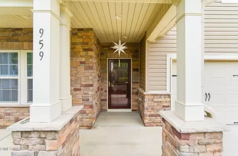 959 Longleaf Pine Pl, Mebane, NC 27302