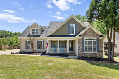136 Mantle Dr, Clayton, NC 27527